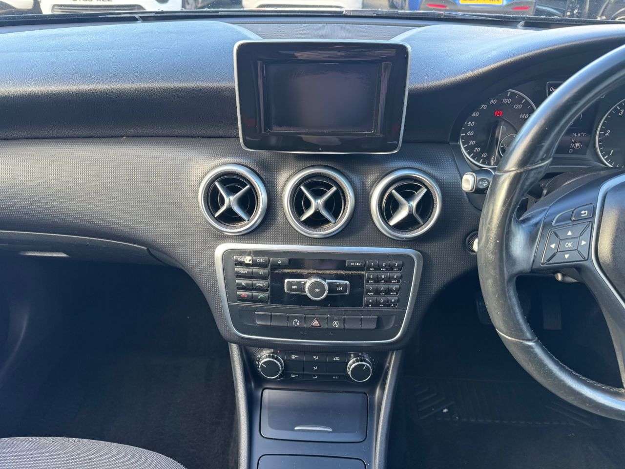 2015 MERCEDES-BENZ A CLASS 2015 MERCEDES-BENZ A CLASS