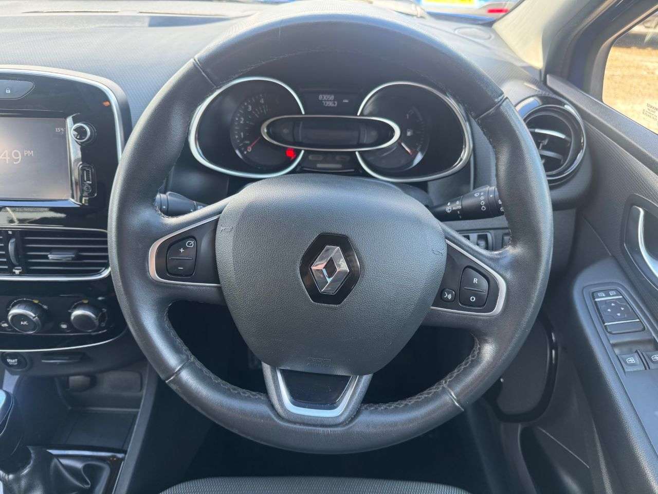 2017 RENAULT CLIO 2017 RENAULT CLIO