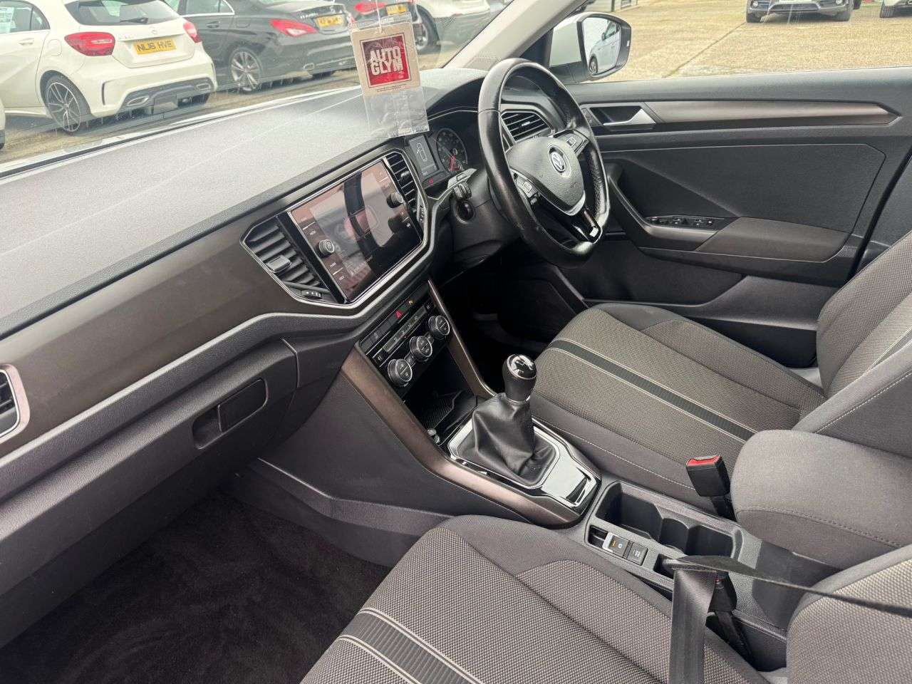 2019 VOLKSWAGEN T-ROC 2019 VOLKSWAGEN T-ROC