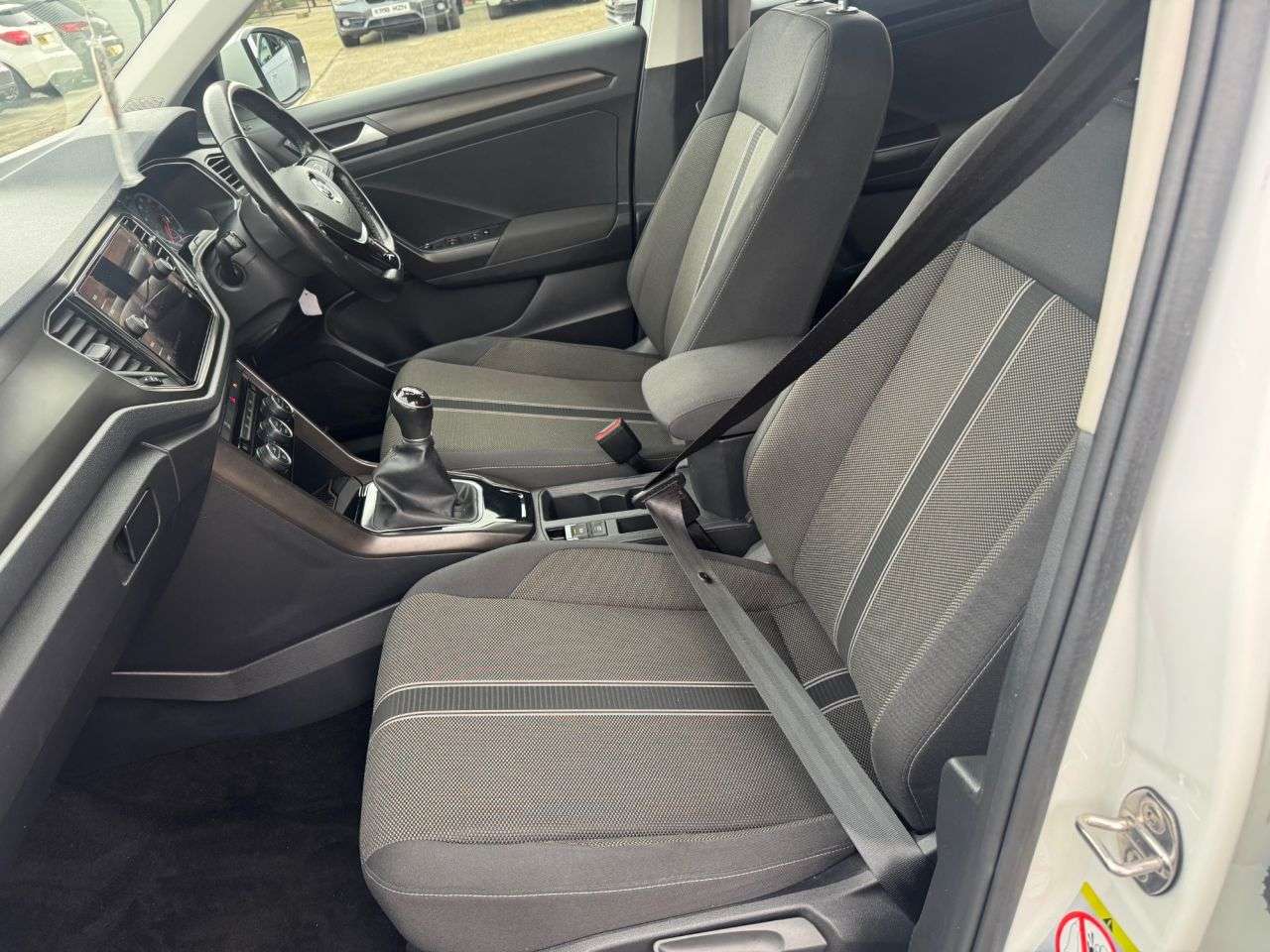 2019 VOLKSWAGEN T-ROC 2019 VOLKSWAGEN T-ROC