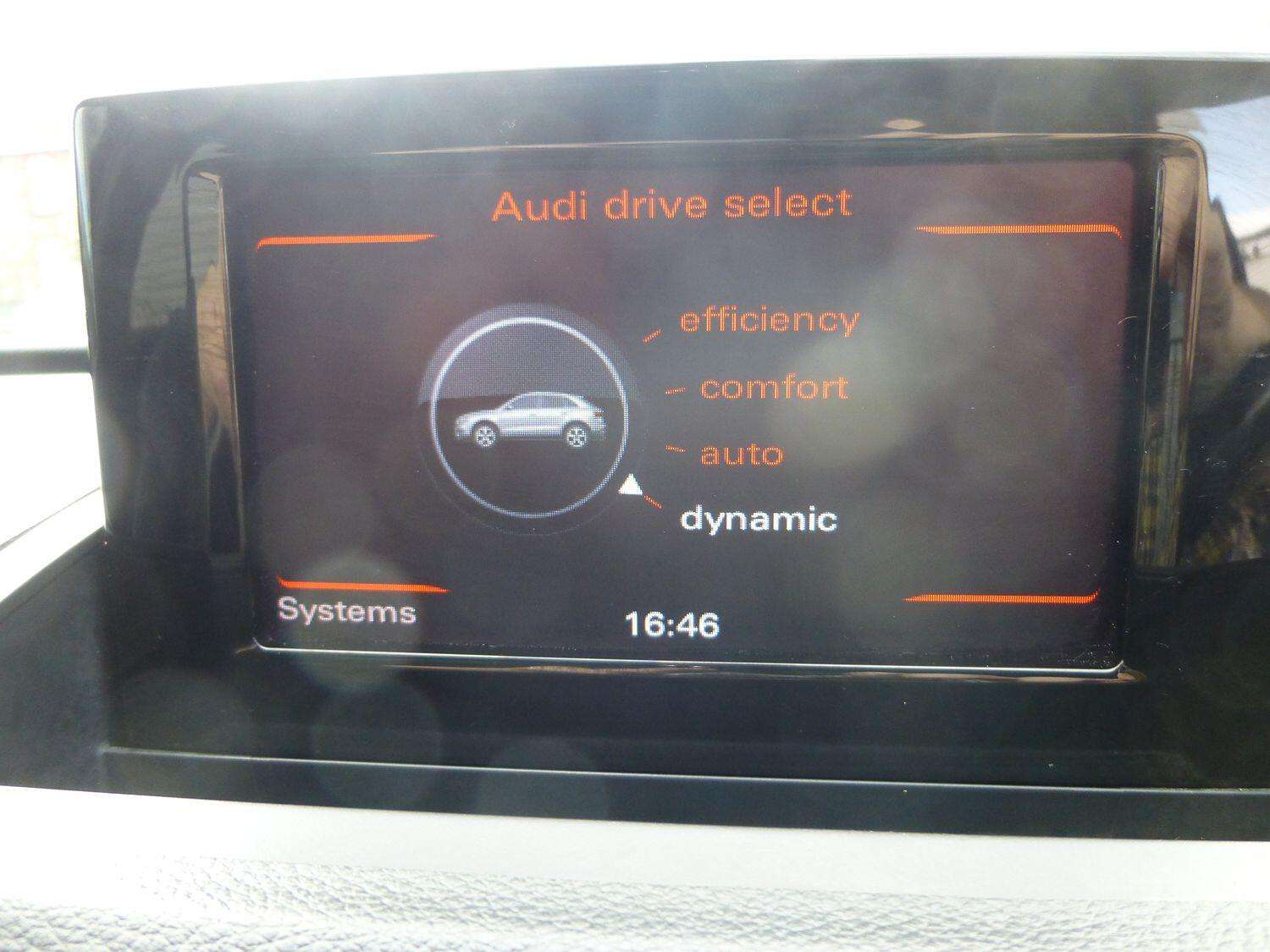 2016 AUDI Q3 2016 AUDI Q3