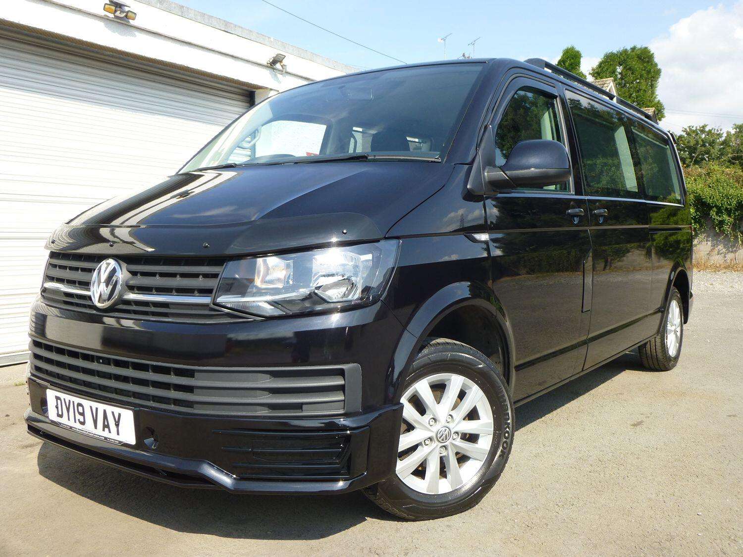 A 2019 VOLKSWAGEN TRANSPORTER SHUTTLE LWB T32 2.0 TDI S BMT 8 SEATER SHUTTLE NO VAT EURO6 ULEZ COMPLIANT A 2019 VOLKSWAGEN TRANSPORTER SHUTTLE LWB T32 2.0 TDI S BMT 8 SEATER SHUTTLE NO VAT EURO6 ULEZ COMPLIANT