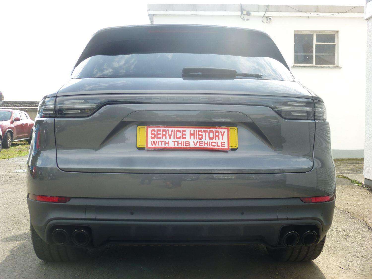 2019 PORSCHE CAYENNE 2019 PORSCHE CAYENNE