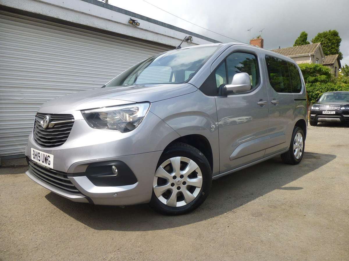 Check out this Vauxhall Combo Life 2019 Petrol Manual