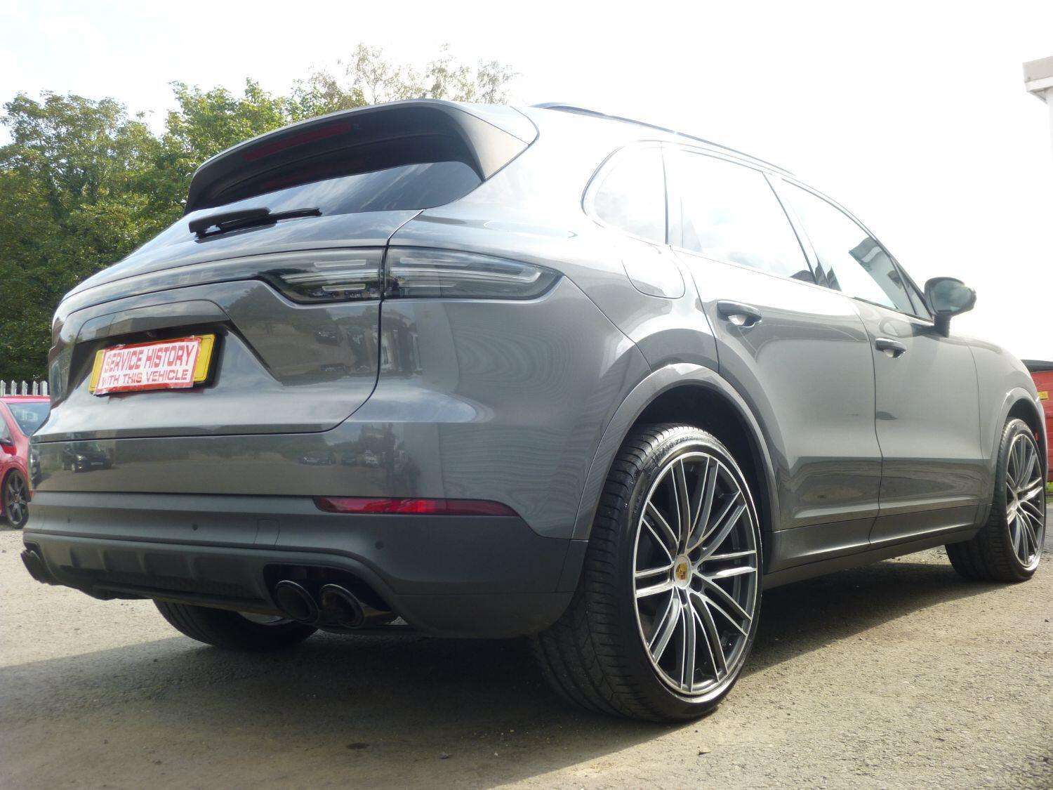 2019 PORSCHE CAYENNE 2019 PORSCHE CAYENNE