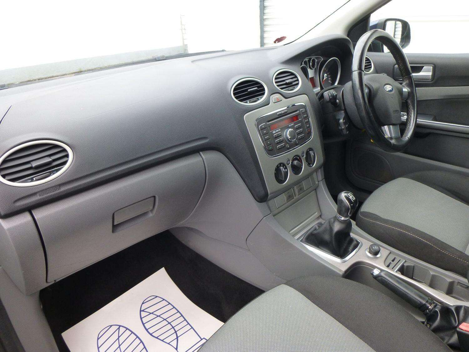 2010 FORD FOCUS 2010 FORD FOCUS