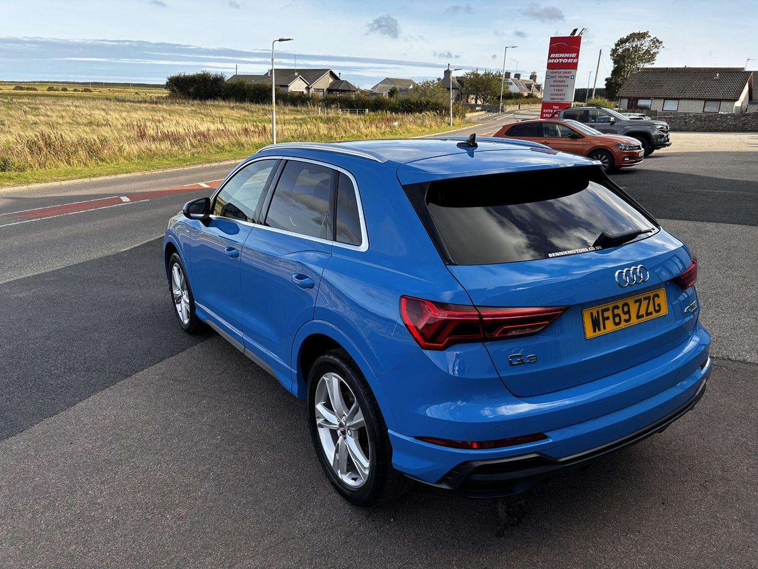 2019 AUDI Q3 2019 AUDI Q3