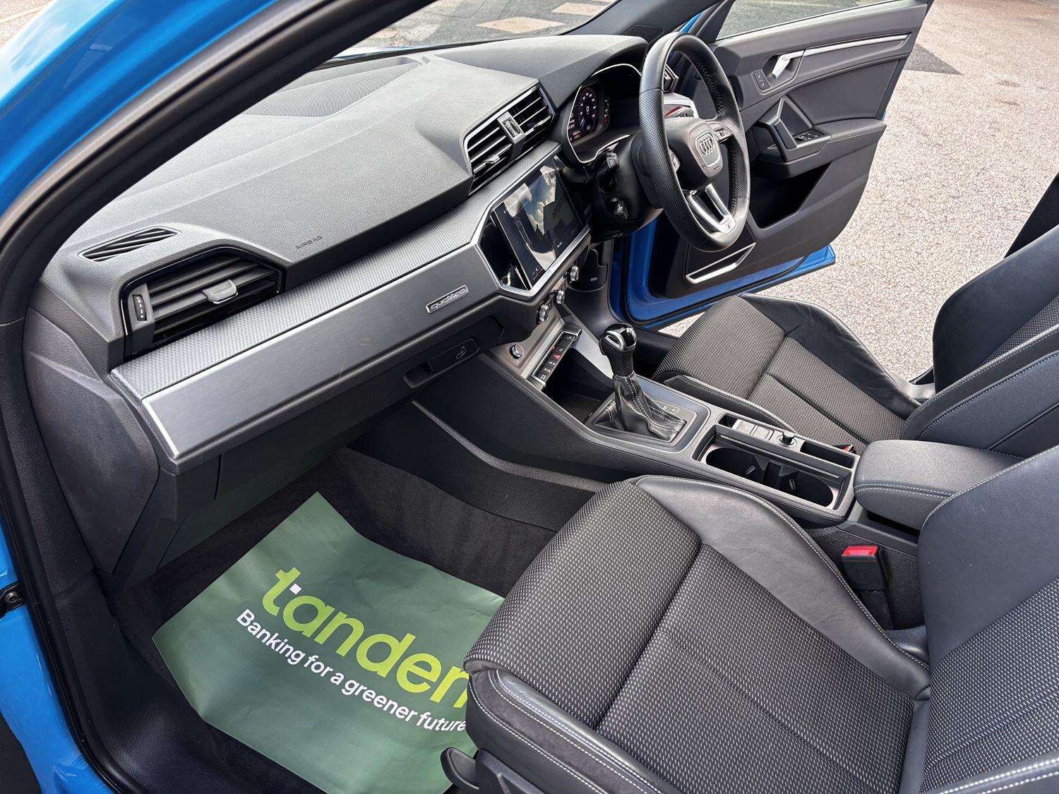 2019 AUDI Q3 2019 AUDI Q3