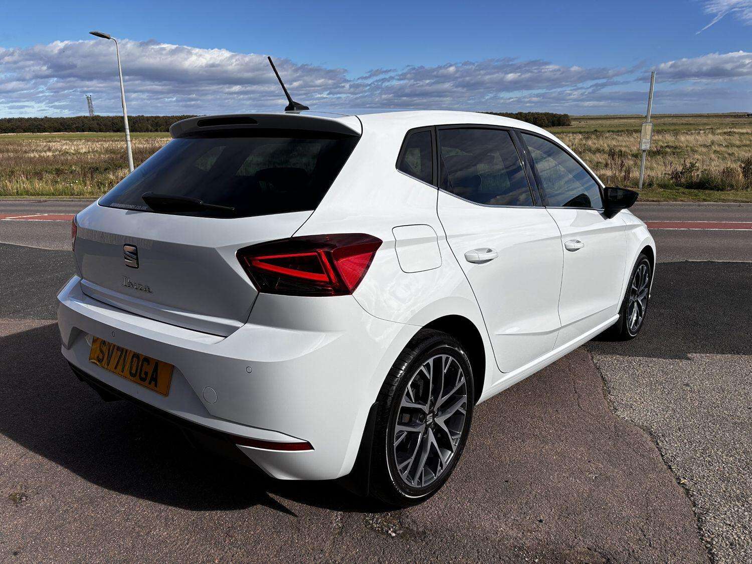 A 2021 SEAT IBIZA 1.0 TSI XCELLENCE Lux A 2021 SEAT IBIZA 1.0 TSI XCELLENCE Lux