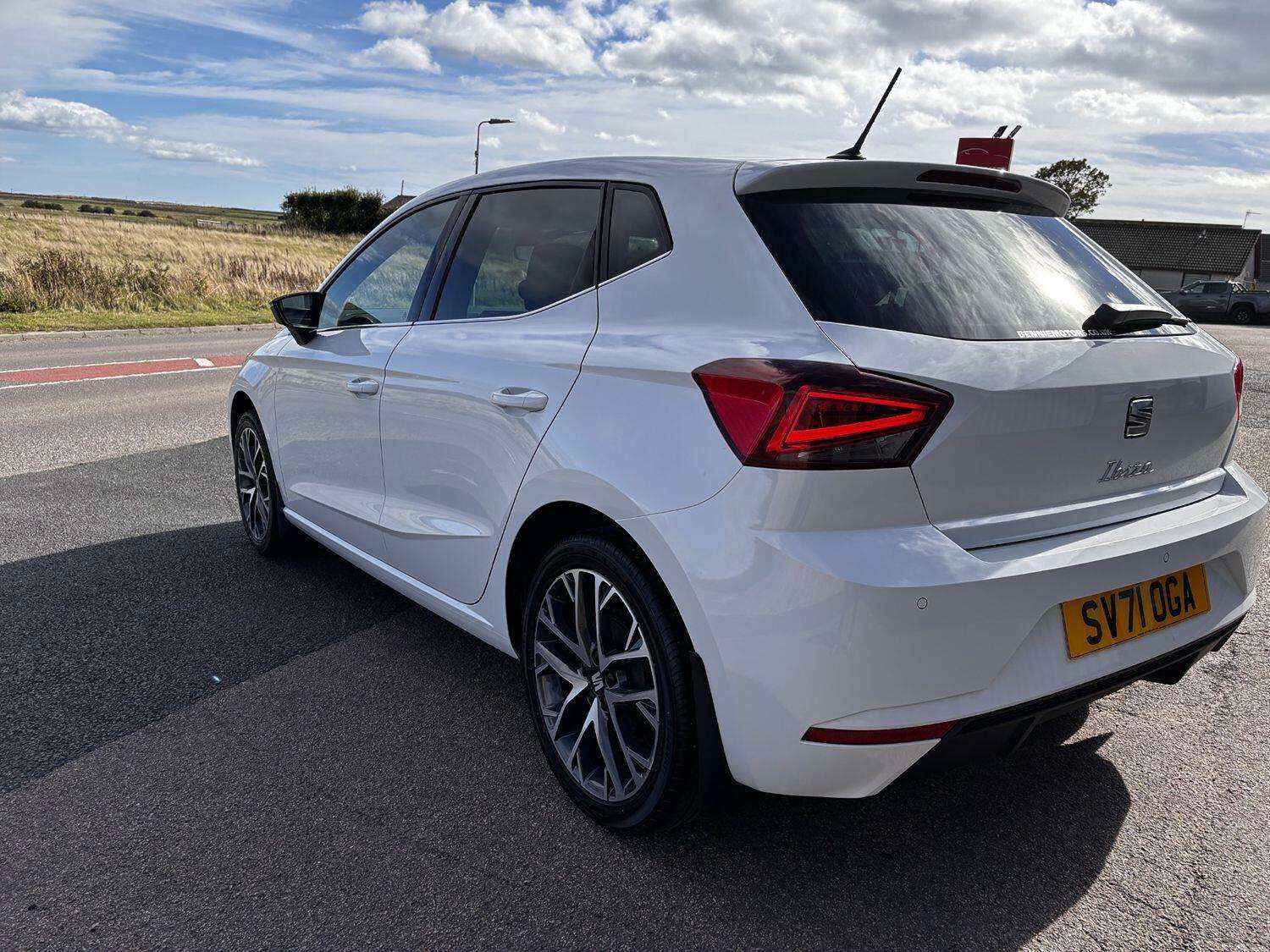 A 2021 SEAT IBIZA 1.0 TSI XCELLENCE Lux A 2021 SEAT IBIZA 1.0 TSI XCELLENCE Lux