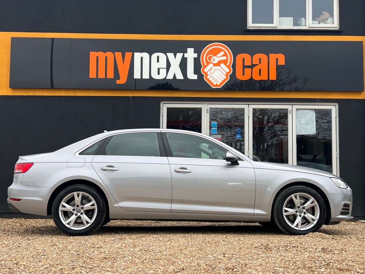 2018 AUDI A4 2018 AUDI A4