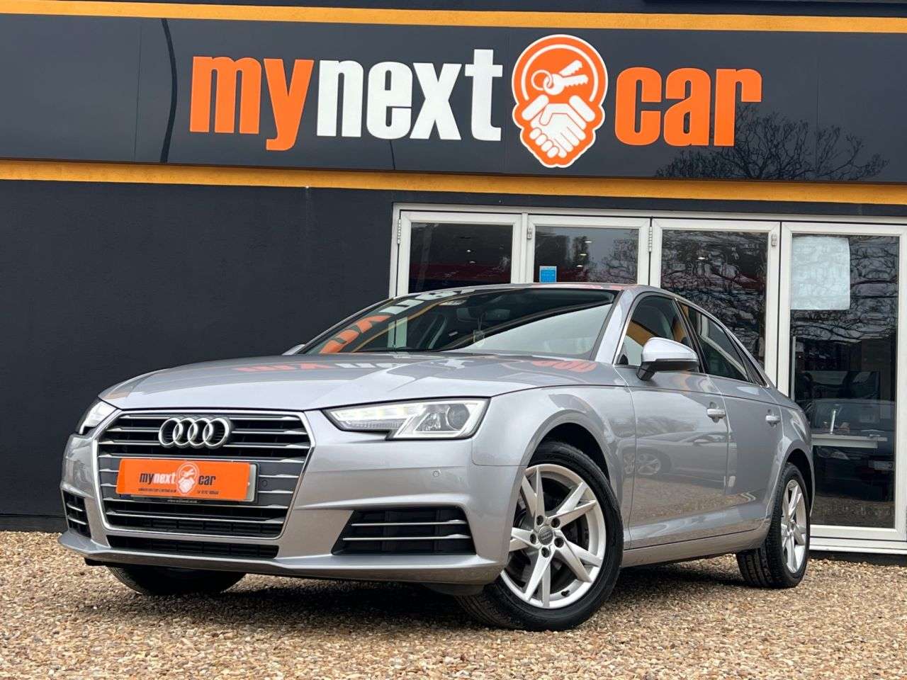 2018 AUDI A4 2018 AUDI A4