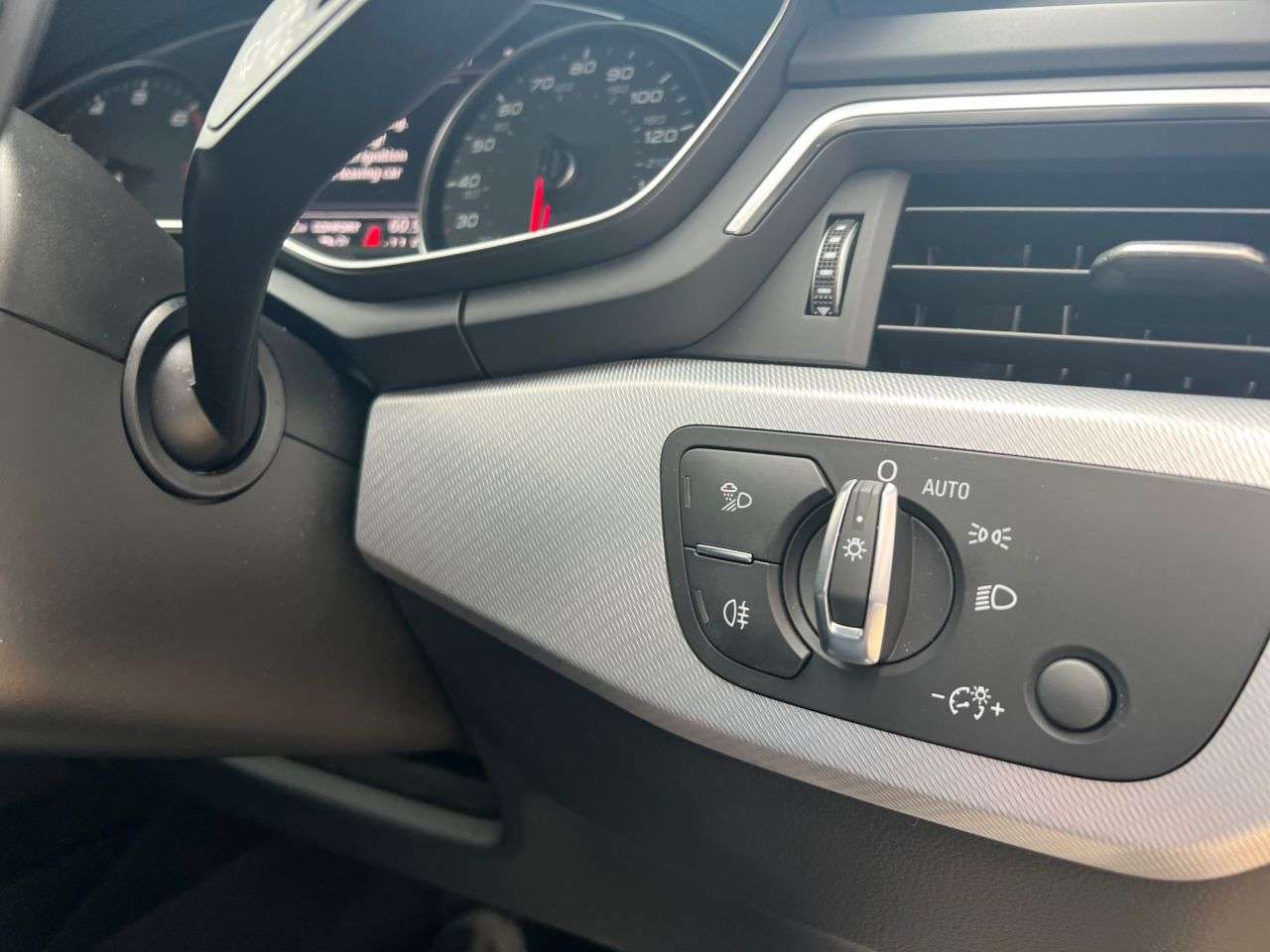 2018 AUDI A4 2018 AUDI A4