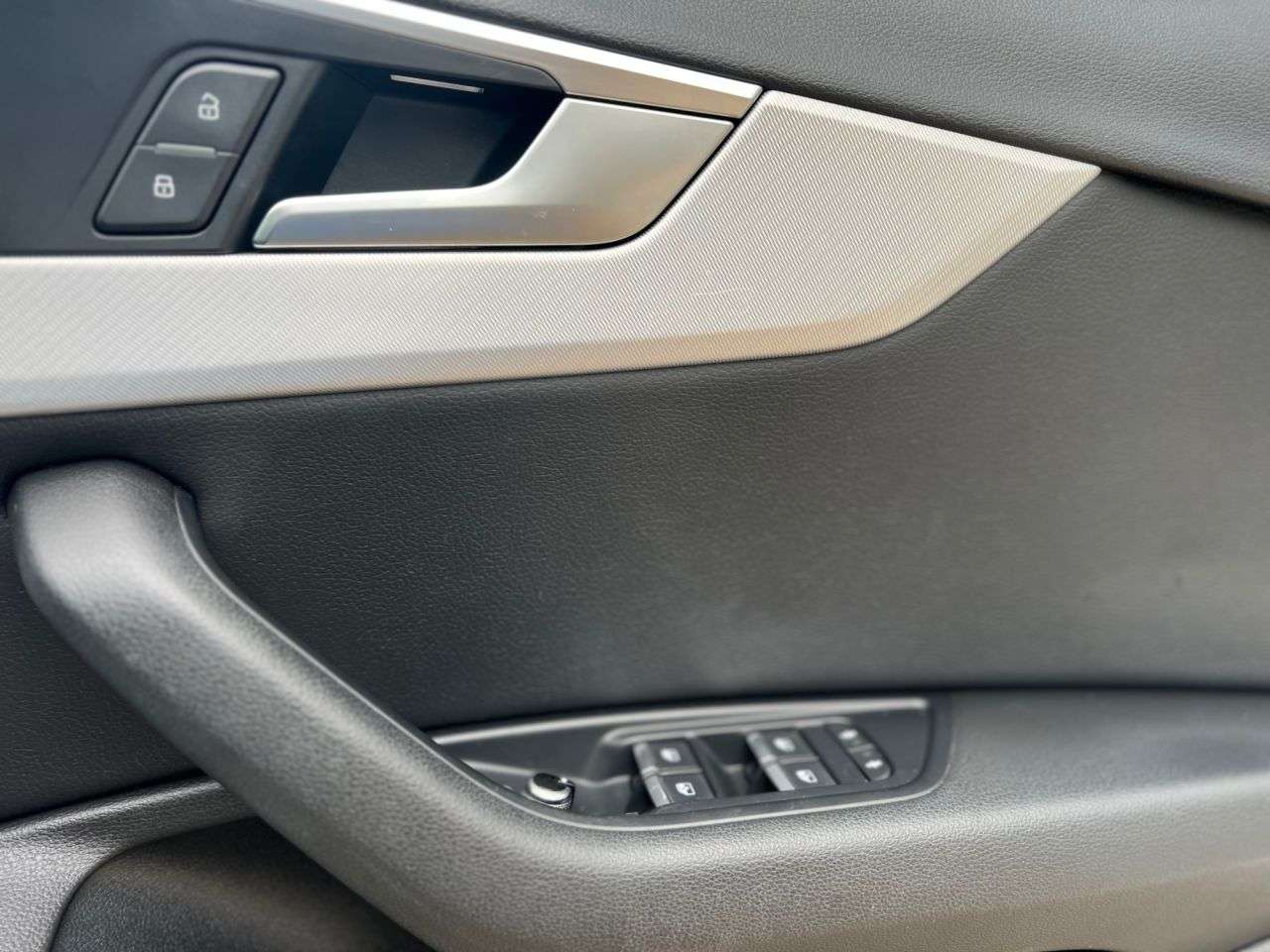 2018 AUDI A4 2018 AUDI A4