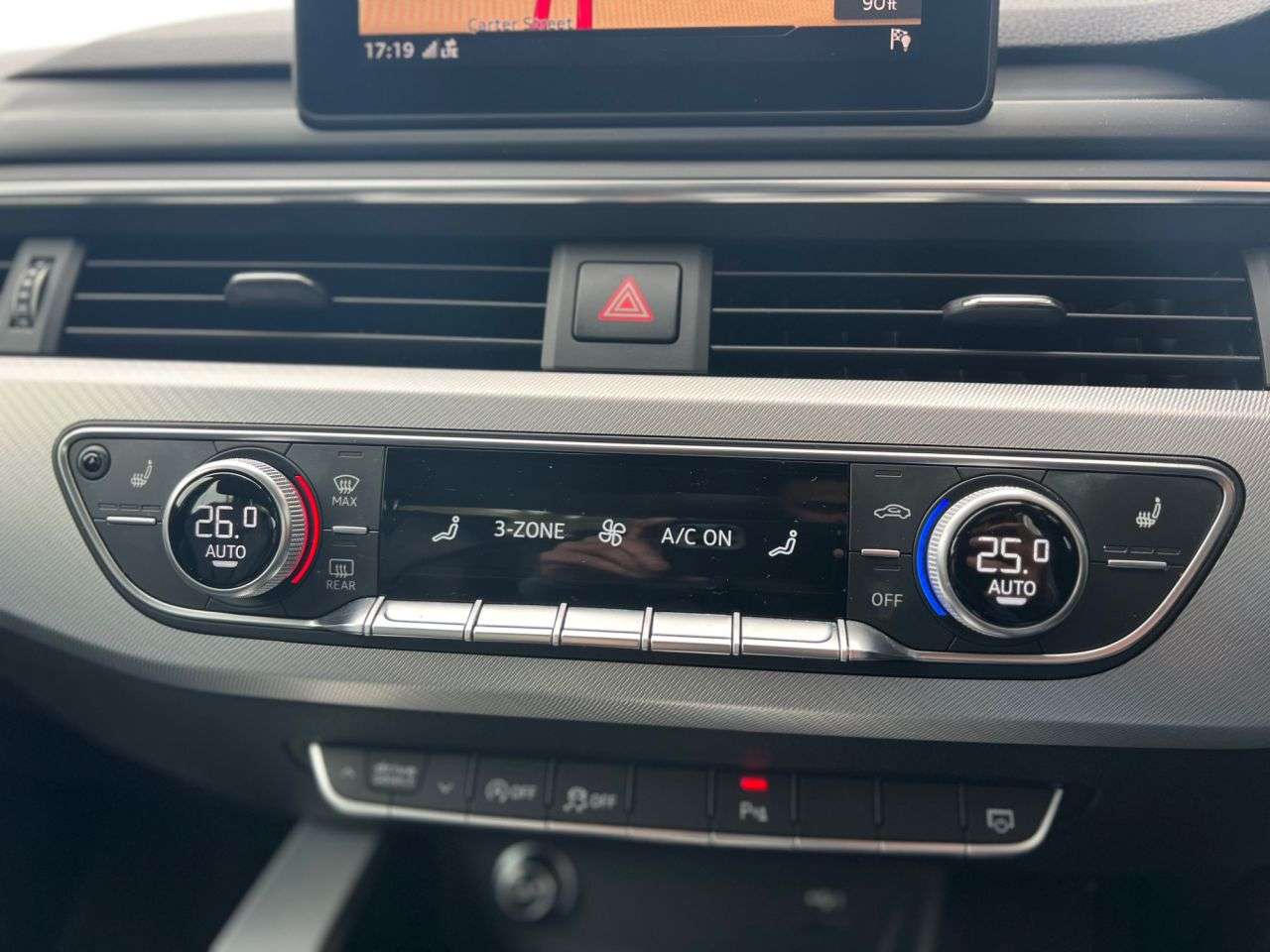 2018 AUDI A4 2018 AUDI A4