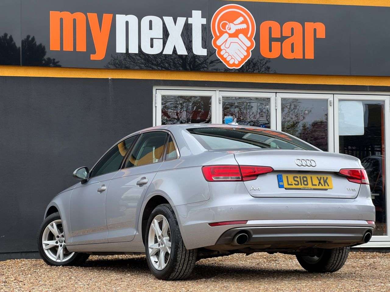 2018 AUDI A4 2018 AUDI A4