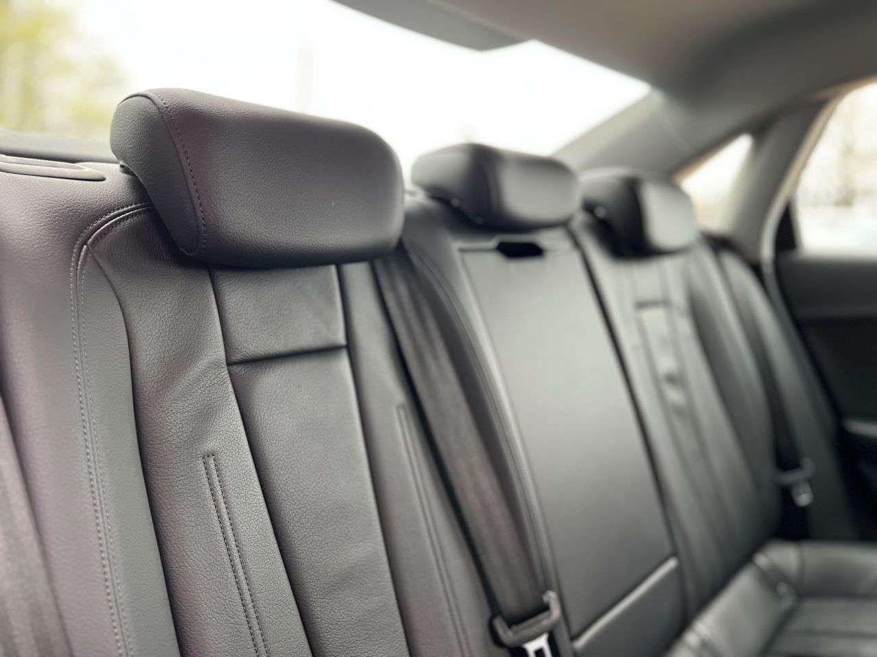 2018 AUDI A4 2018 AUDI A4