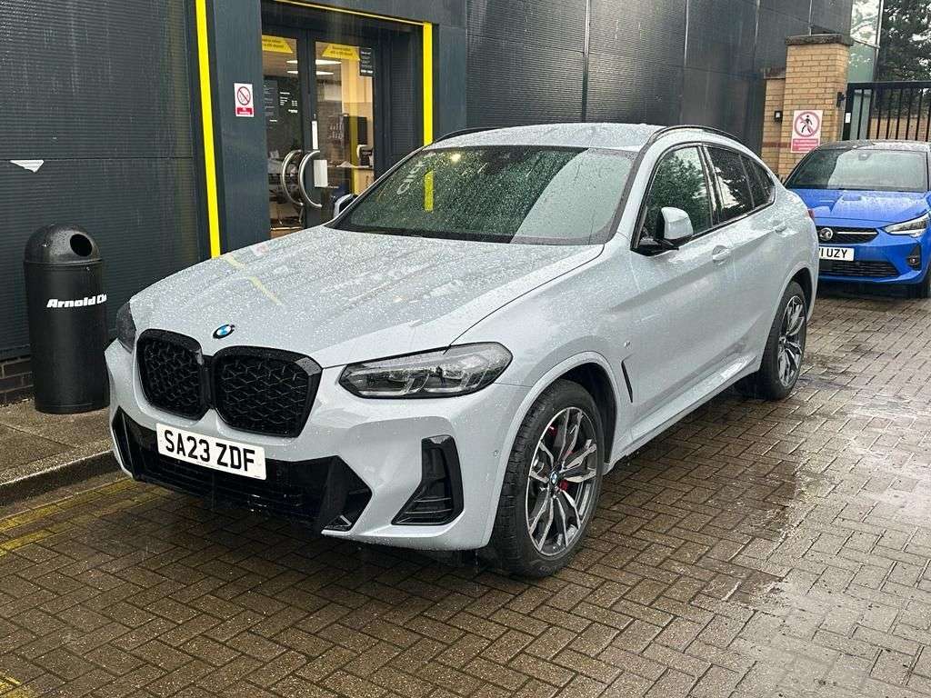 A 2023 BMW X4 2.0 XDRIVE20D M SPORT MHEV 4d 188 BHP HUGE SPEC + HARMAN KARDON + 6 MONTHS A 2023 BMW X4 2.0 XDRIVE20D M SPORT MHEV 4d 188 BHP HUGE SPEC + HARMAN KARDON + 6 MONTHS