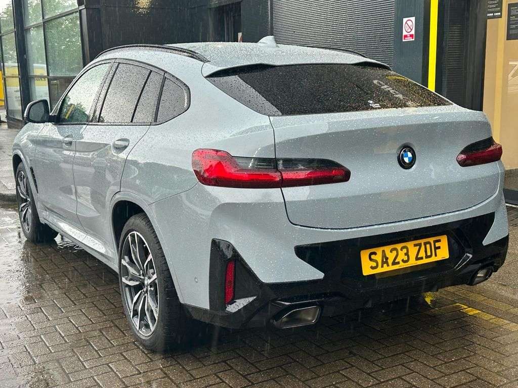 A 2023 BMW X4 2.0 XDRIVE20D M SPORT MHEV 4d 188 BHP HUGE SPEC + HARMAN KARDON + 6 MONTHS A 2023 BMW X4 2.0 XDRIVE20D M SPORT MHEV 4d 188 BHP HUGE SPEC + HARMAN KARDON + 6 MONTHS