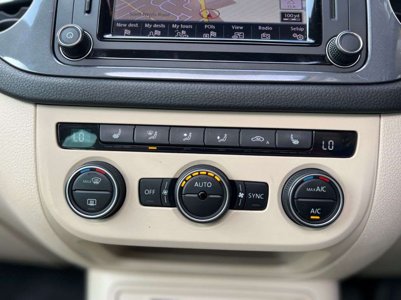 2015 VOLKSWAGEN TIGUAN 2015 VOLKSWAGEN TIGUAN