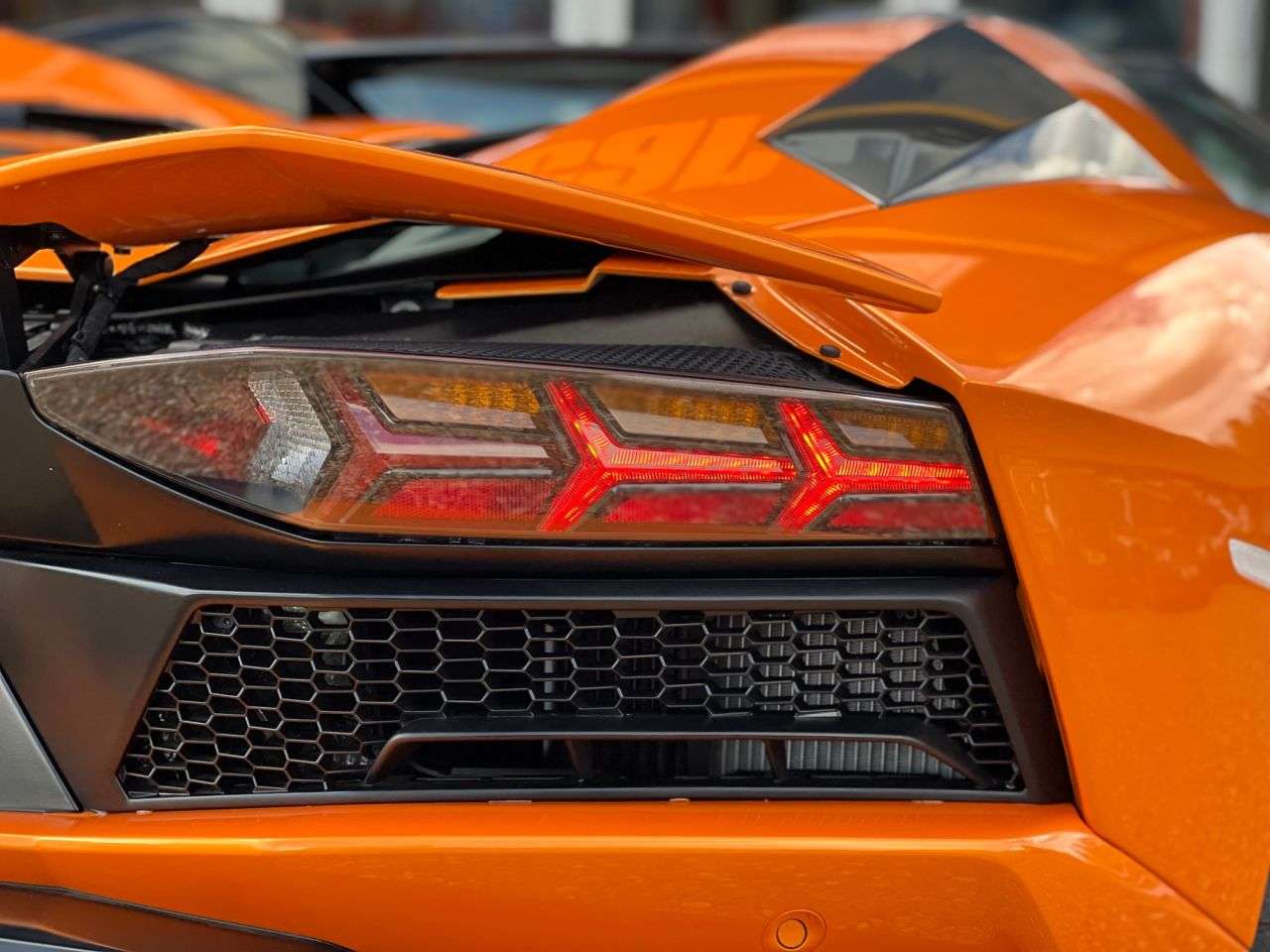 2019 LAMBORGHINI AVENTADOR S 2019 LAMBORGHINI AVENTADOR S
