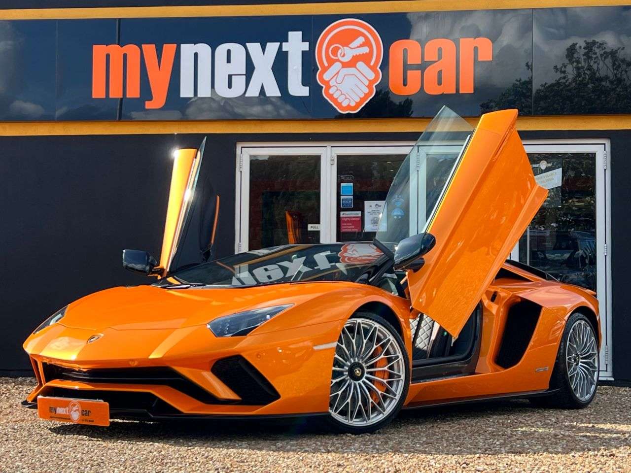 2019 LAMBORGHINI AVENTADOR S 2019 LAMBORGHINI AVENTADOR S