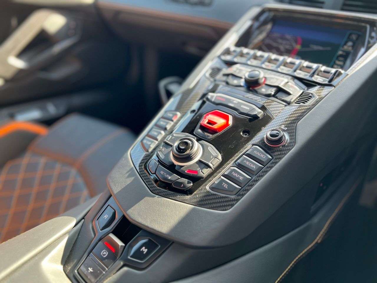 2019 LAMBORGHINI AVENTADOR S 2019 LAMBORGHINI AVENTADOR S