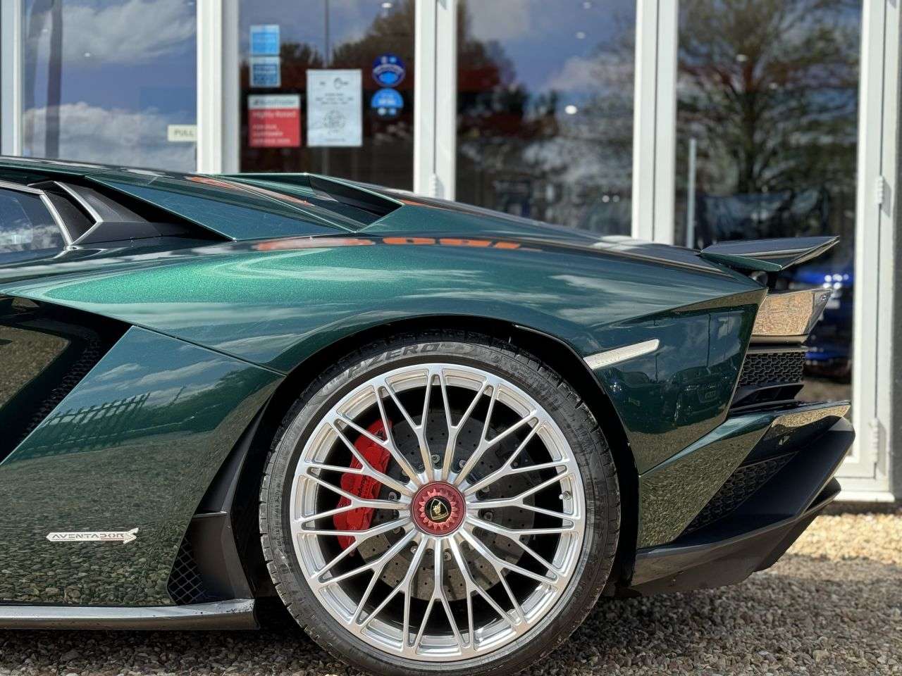 null LAMBORGHINI AVENTADOR null LAMBORGHINI AVENTADOR