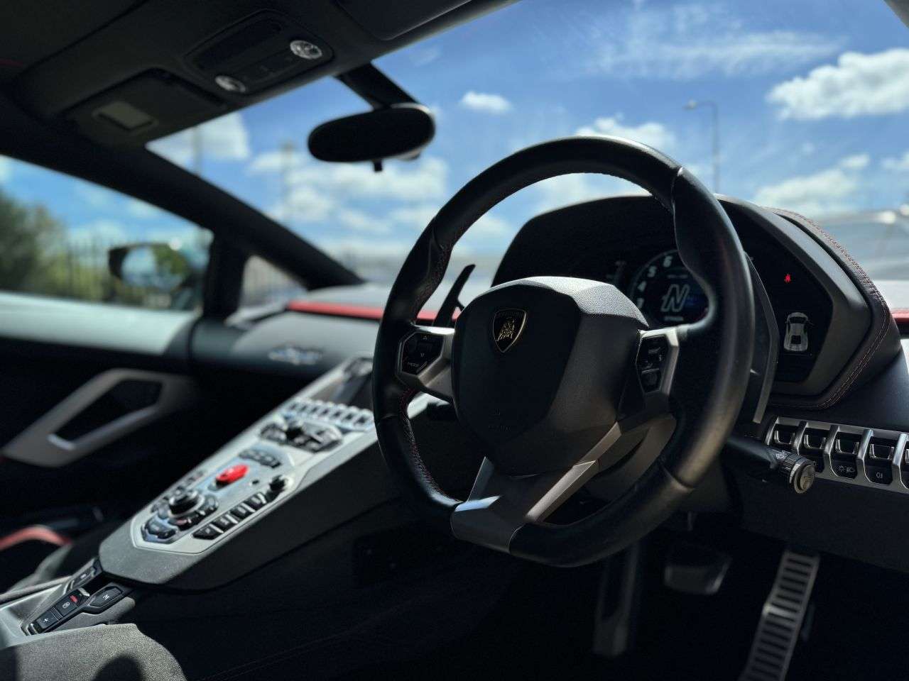 null LAMBORGHINI AVENTADOR null LAMBORGHINI AVENTADOR