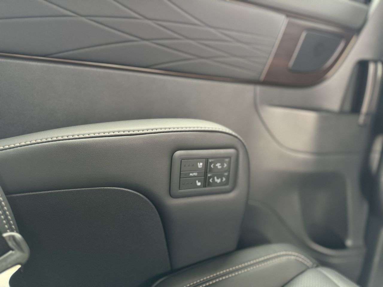 2023 TOYOTA ALPHARD 2023 TOYOTA ALPHARD