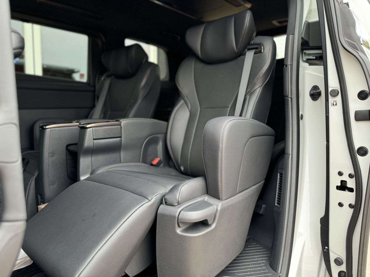 2023 TOYOTA ALPHARD 2023 TOYOTA ALPHARD