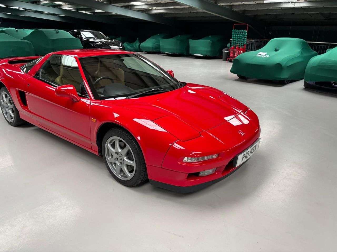 A 2004 HONDA NSX 3.2 T Targa 2dr 6 speed Manual ONLY COVERED 3000 MILES/ 1 OWNER A 2004 HONDA NSX 3.2 T Targa 2dr 6 speed Manual ONLY COVERED 3000 MILES/ 1 OWNER