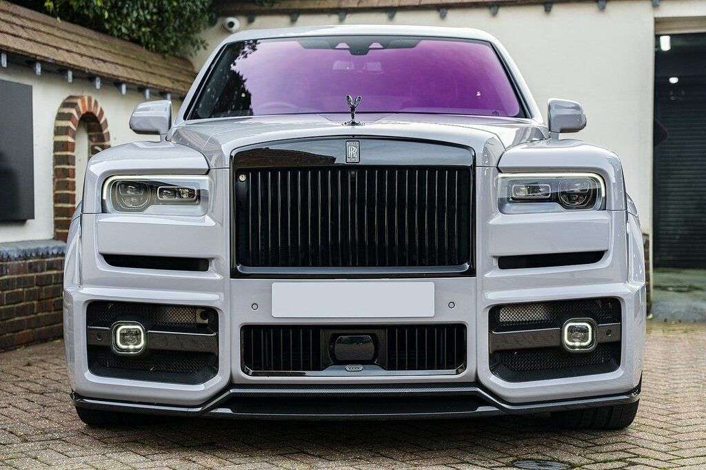 Check out this Rolls-royce Cullinan Petrol Automatic