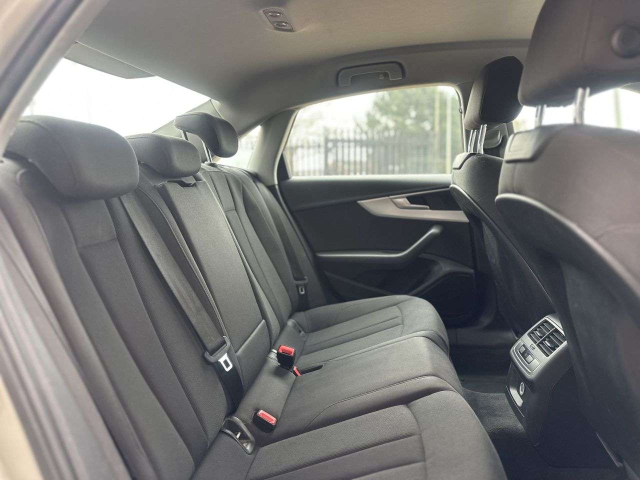 2017 AUDI A4 2017 AUDI A4