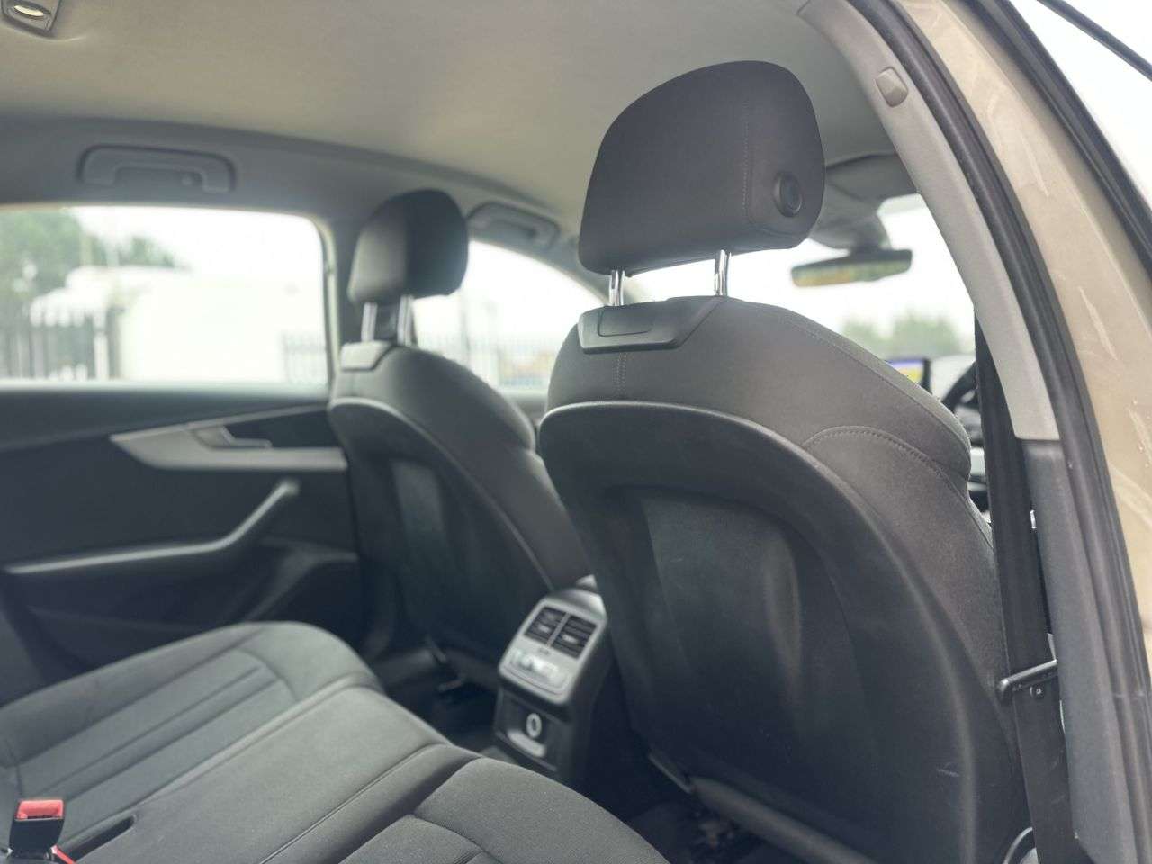 2017 AUDI A4 2017 AUDI A4