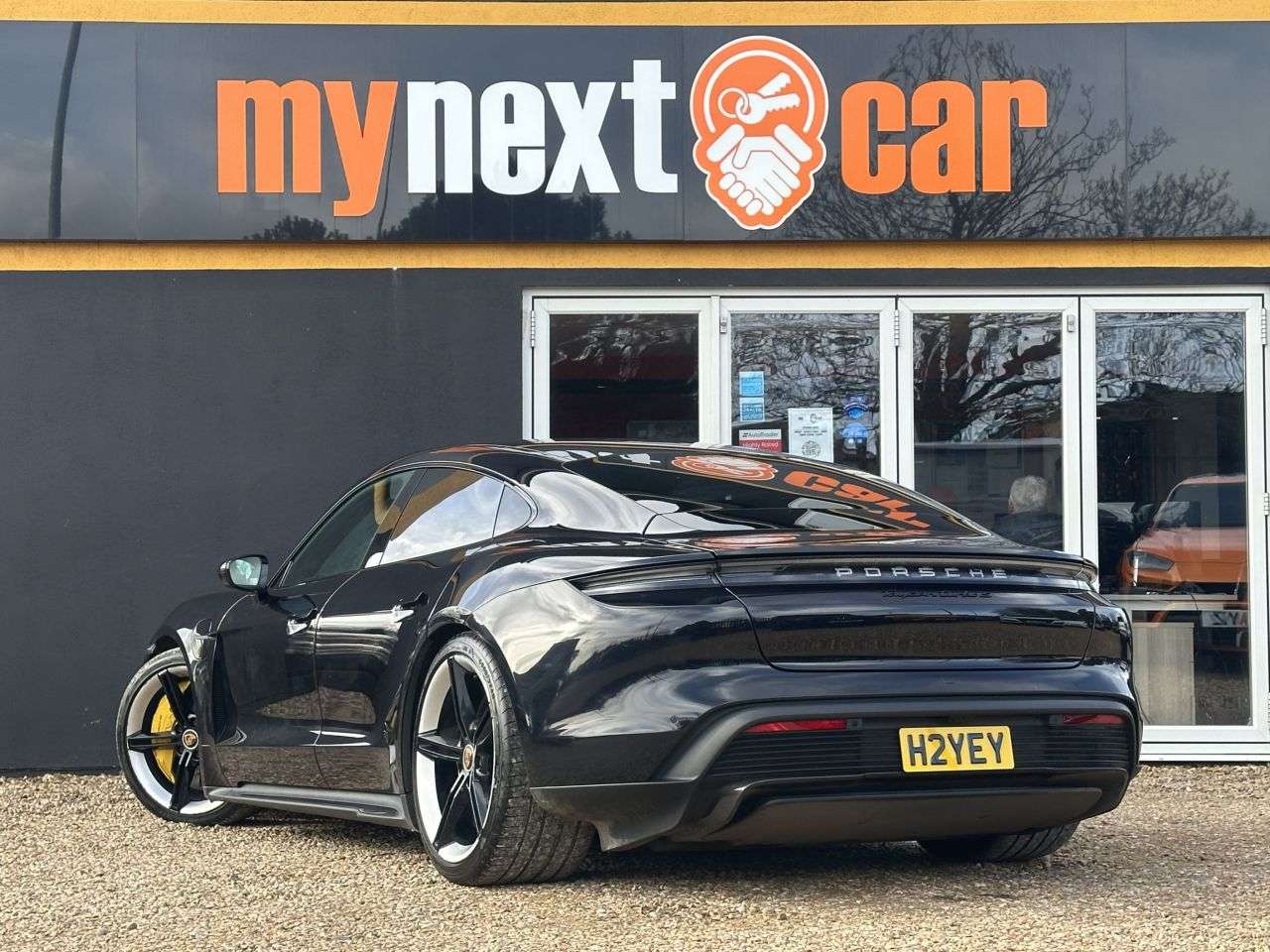 2020 PORSCHE TAYCAN 2020 PORSCHE TAYCAN