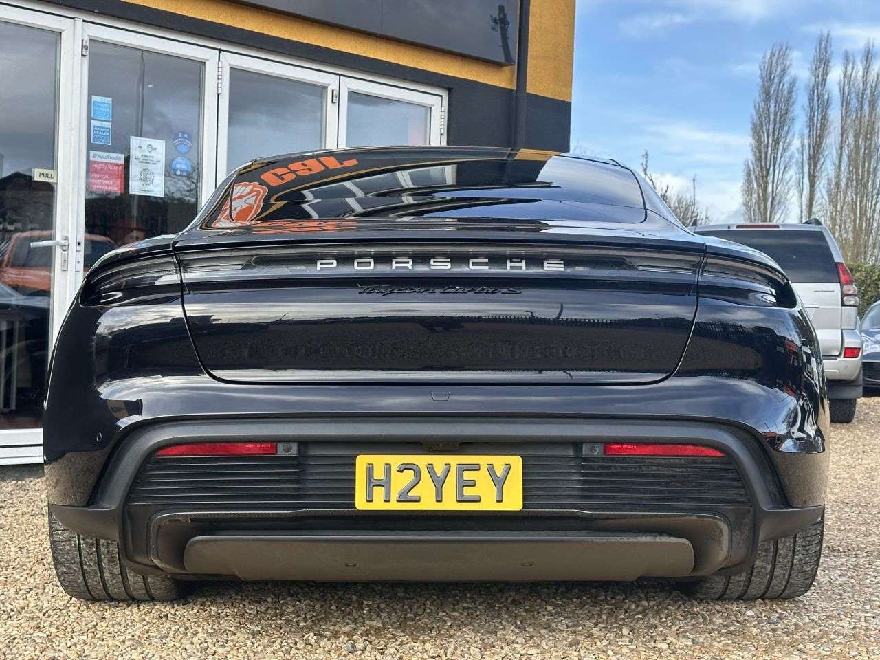 2020 PORSCHE TAYCAN 2020 PORSCHE TAYCAN