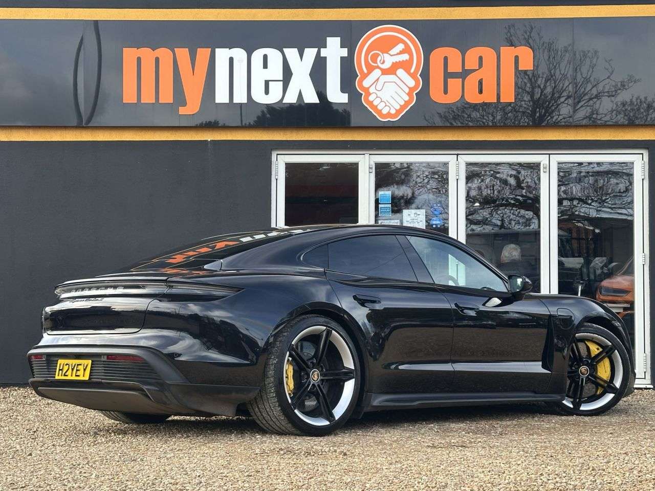2020 PORSCHE TAYCAN 2020 PORSCHE TAYCAN