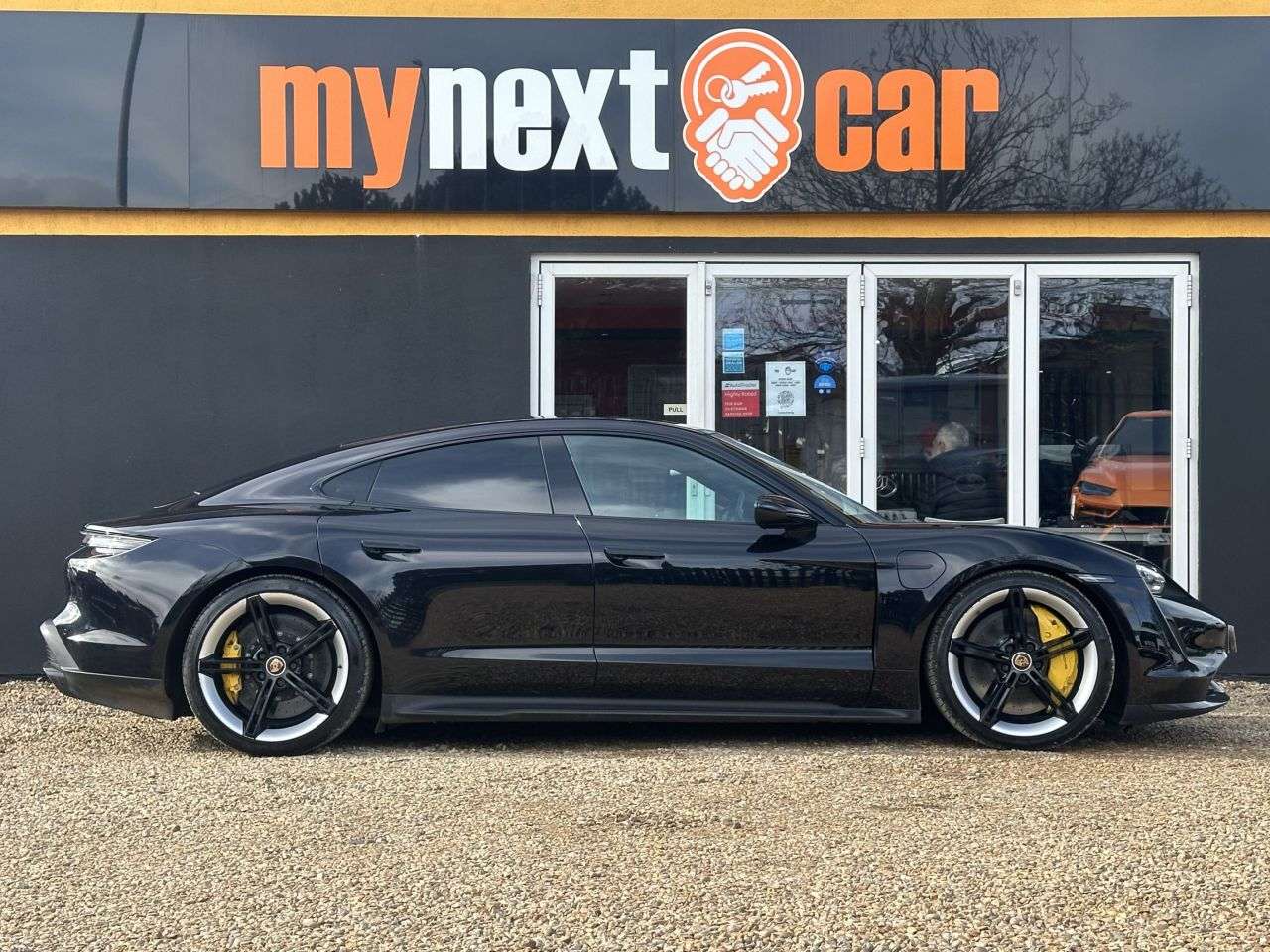 2020 PORSCHE TAYCAN 2020 PORSCHE TAYCAN