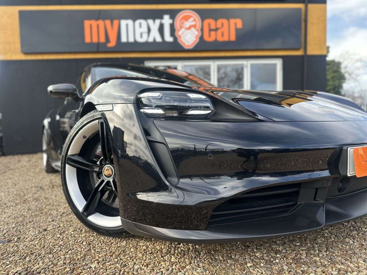 2020 PORSCHE TAYCAN 2020 PORSCHE TAYCAN