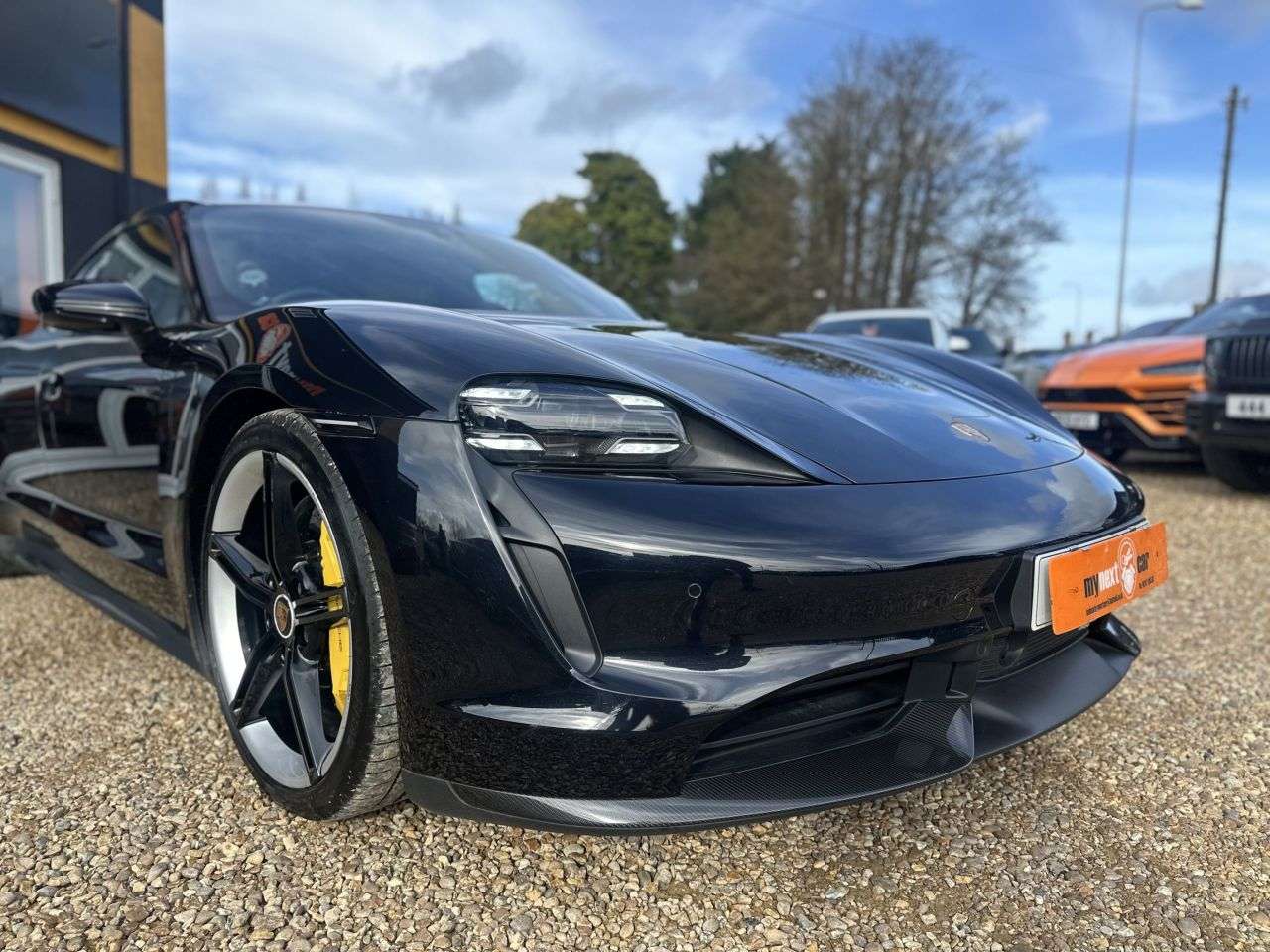 2020 PORSCHE TAYCAN 2020 PORSCHE TAYCAN