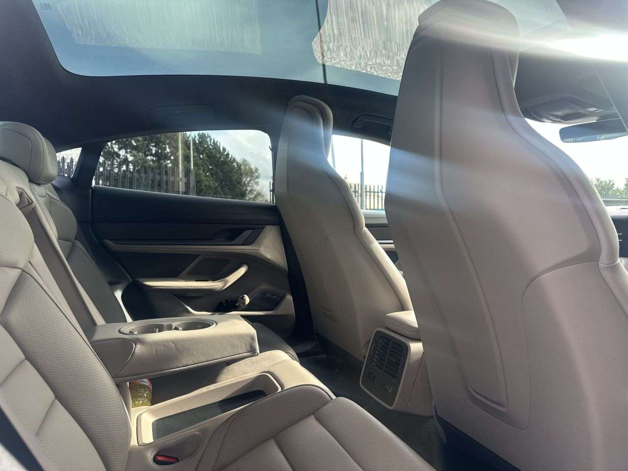 2020 PORSCHE TAYCAN 2020 PORSCHE TAYCAN