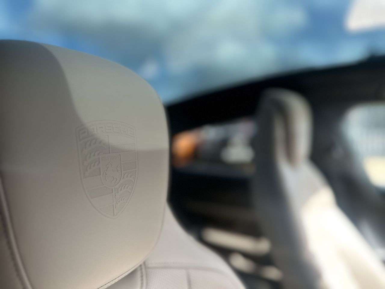 2020 PORSCHE TAYCAN 2020 PORSCHE TAYCAN