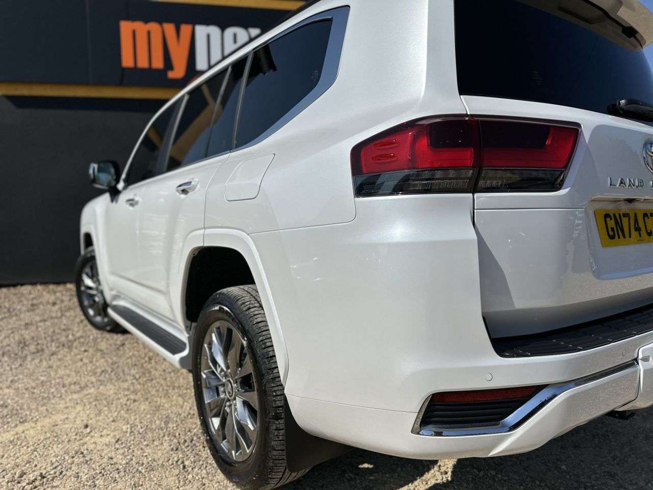 null TOYOTA LAND CRUISER null TOYOTA LAND CRUISER