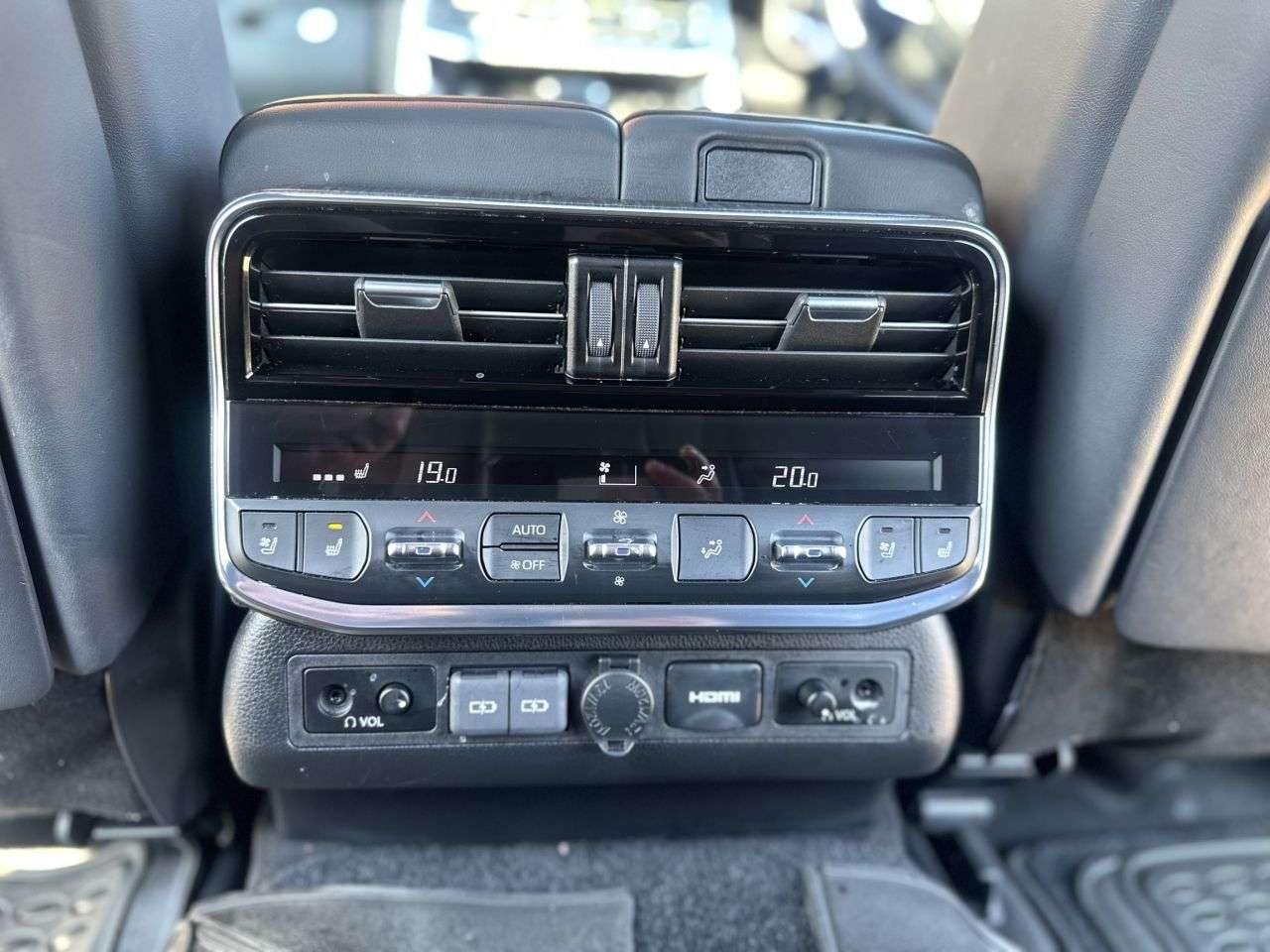 null TOYOTA LAND CRUISER null TOYOTA LAND CRUISER