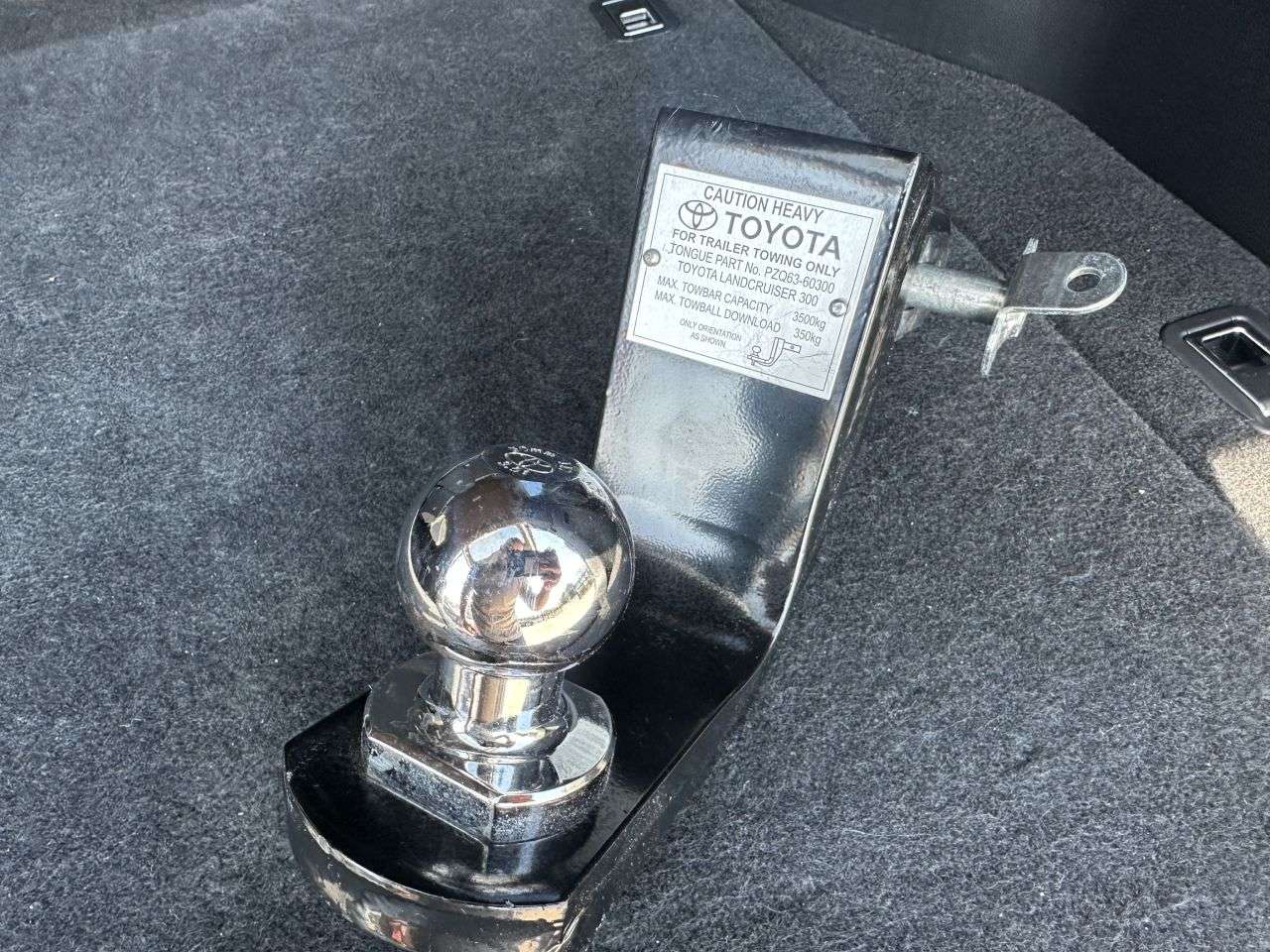 null TOYOTA LAND CRUISER null TOYOTA LAND CRUISER