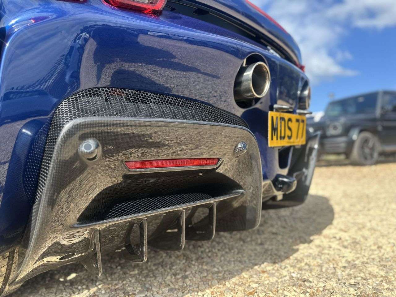 null FERRARI SF90 SPIDER null FERRARI SF90 SPIDER