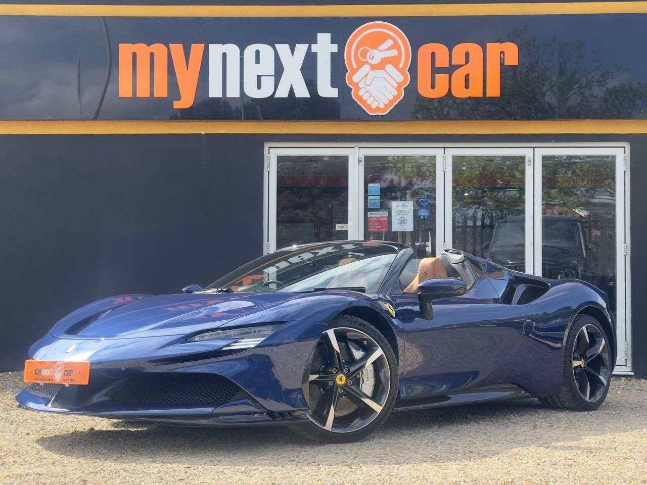 null FERRARI SF90 SPIDER null FERRARI SF90 SPIDER