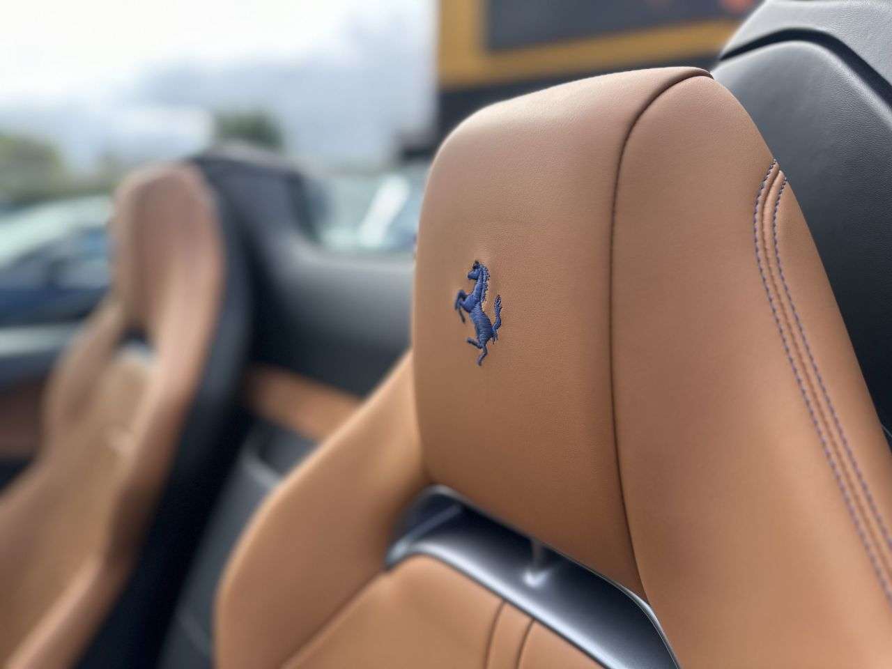 null FERRARI SF90 SPIDER null FERRARI SF90 SPIDER