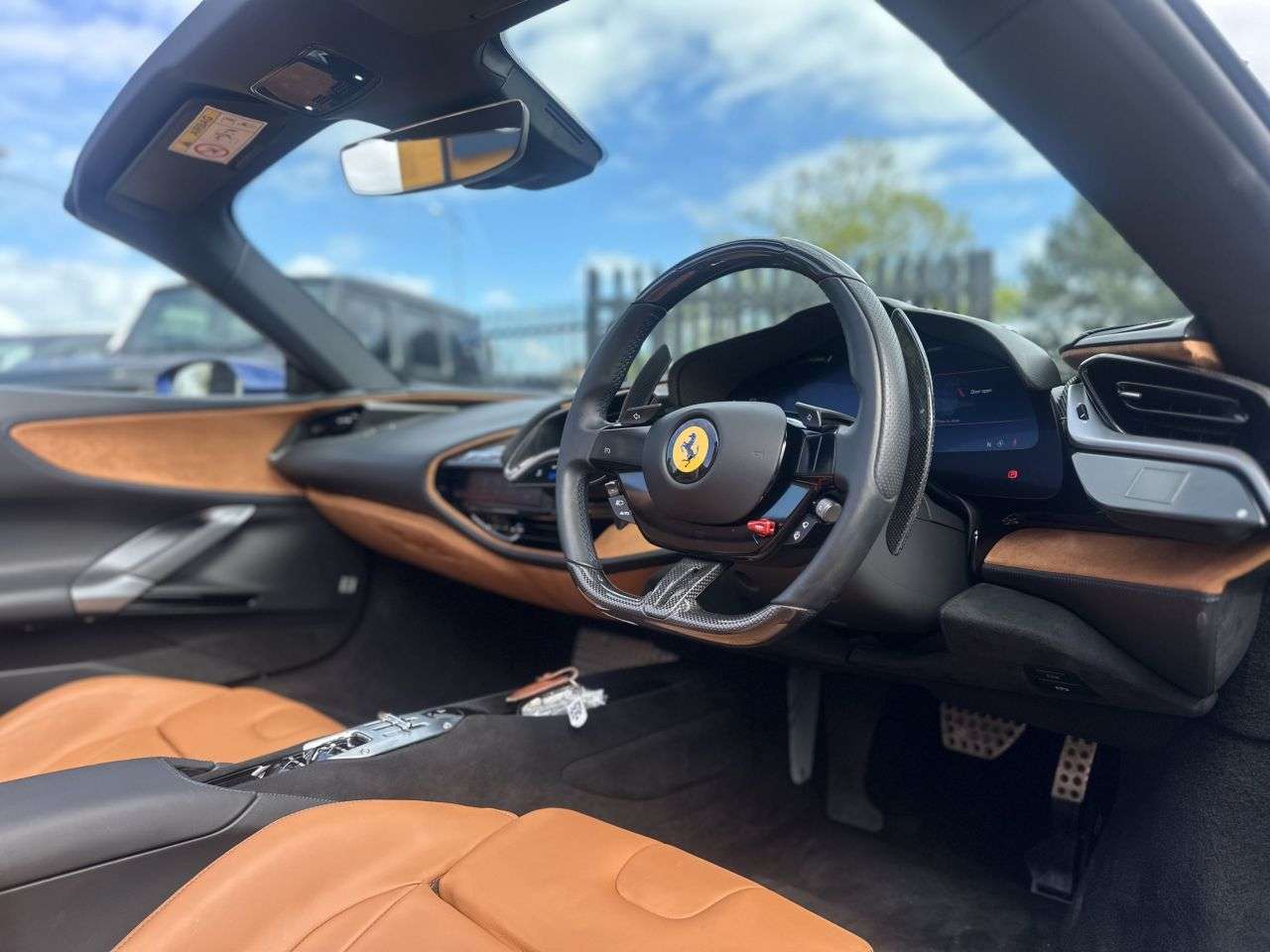 null FERRARI SF90 SPIDER null FERRARI SF90 SPIDER